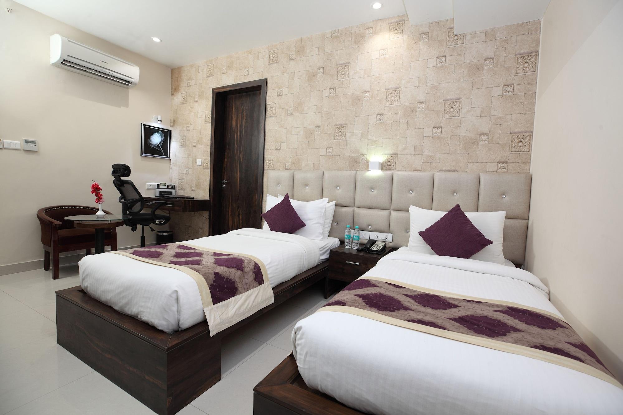 Pinnacle By Click Hotels, Lucknow Dış mekan fotoğraf