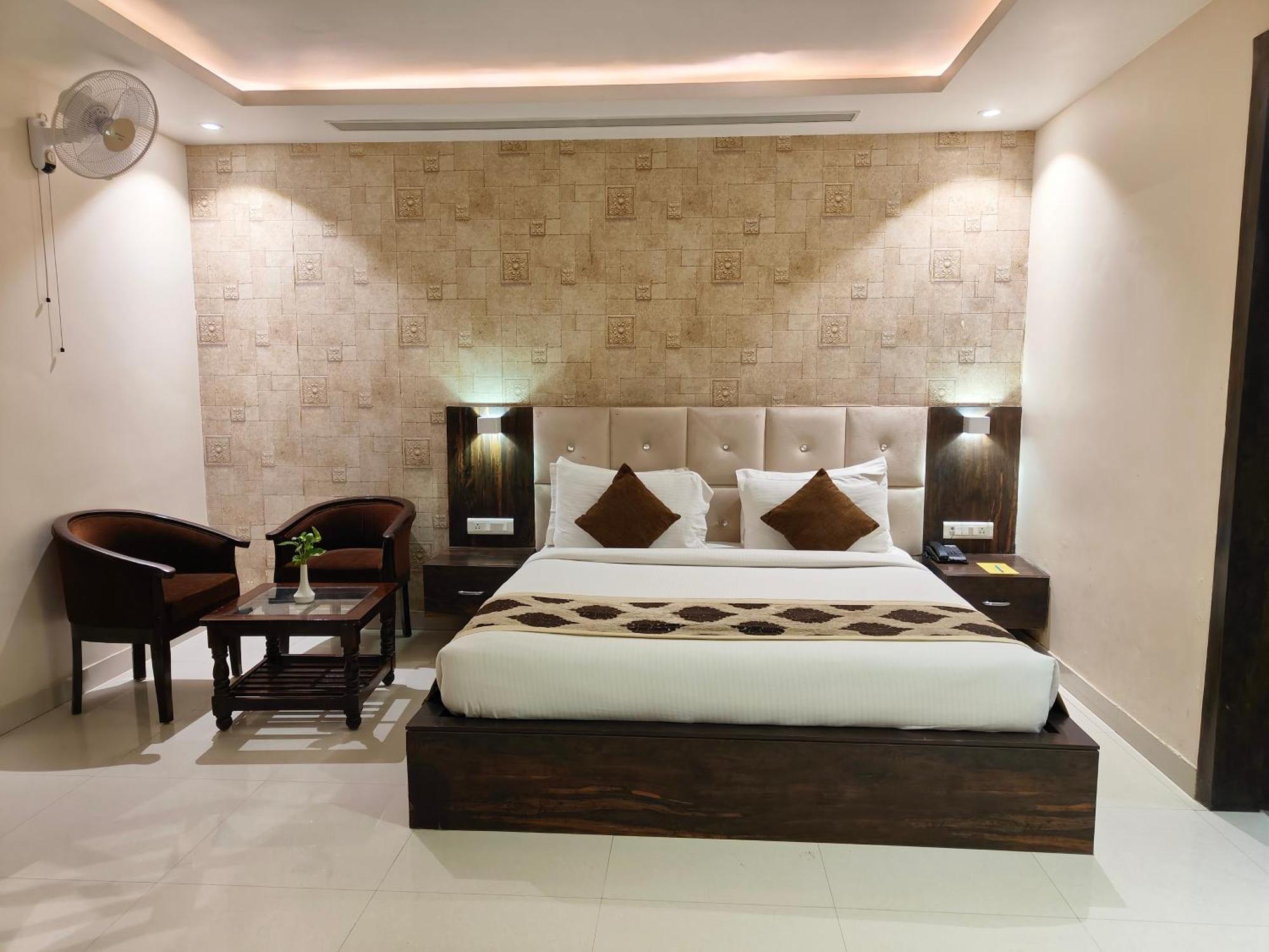 Pinnacle By Click Hotels, Lucknow Dış mekan fotoğraf
