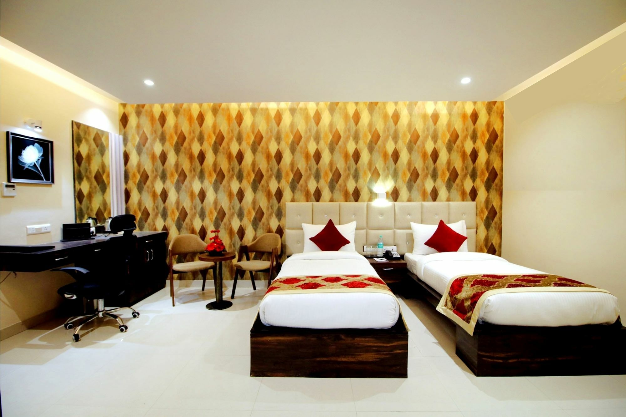 Pinnacle By Click Hotels, Lucknow Dış mekan fotoğraf