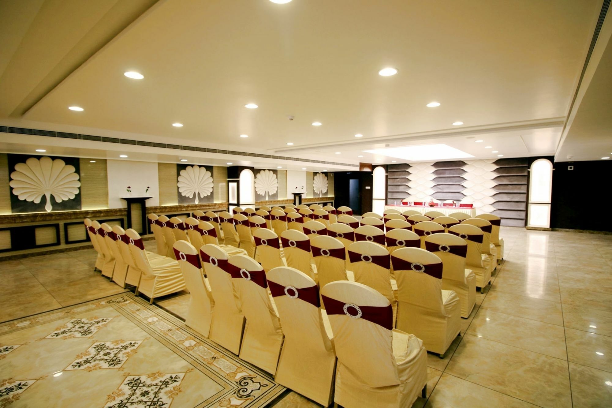 Pinnacle By Click Hotels, Lucknow Dış mekan fotoğraf
